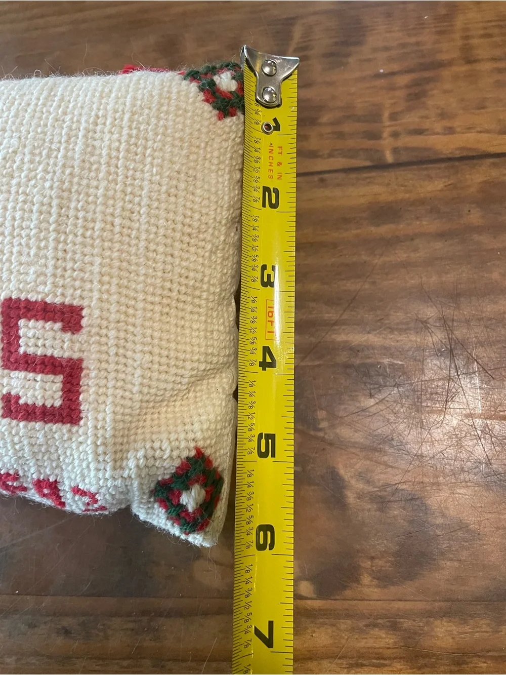 Vintage Christmas Handcrafted Cream 'Merry Christmas' Holiday Throw Pillow